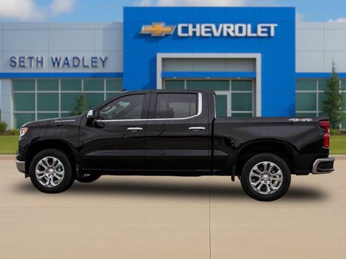 Used 2025 Chevrolet Silverado 1500 LTZ AWD/4WD image 6