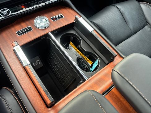 New 2026 Lincoln Navigator L Black Label image 24