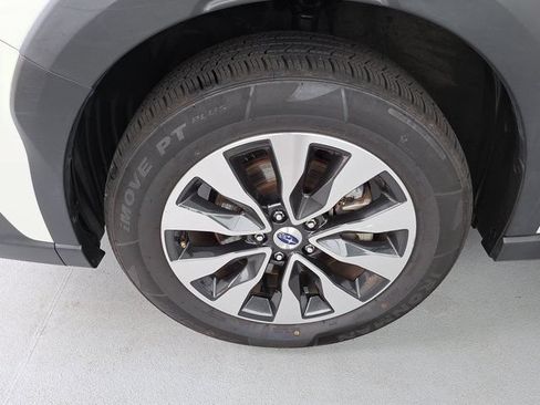 Used 2024 Subaru Outback Limited AWD/4WD image 35