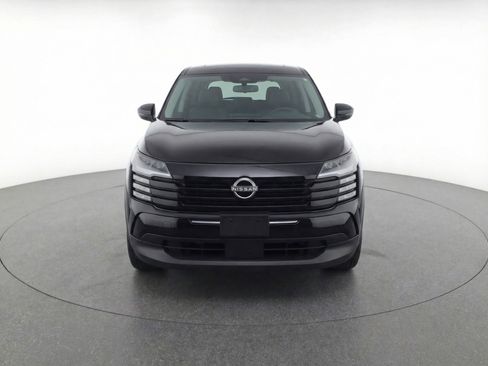 Used 2025 Nissan Kicks SV FWD image 2