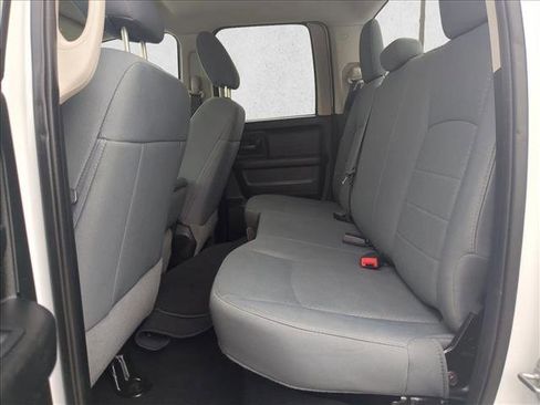 Used 2017 RAM 1500 Express image 17