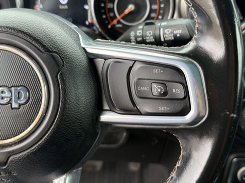 Used 2021 Jeep Wrangler Unlimited Sahara AWD/4WD image 23