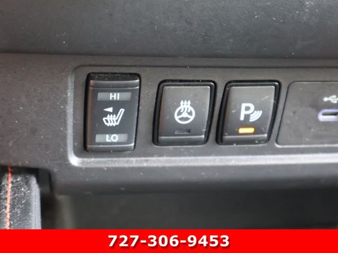 Used 2022 Nissan Frontier Pro-X RWD image 26