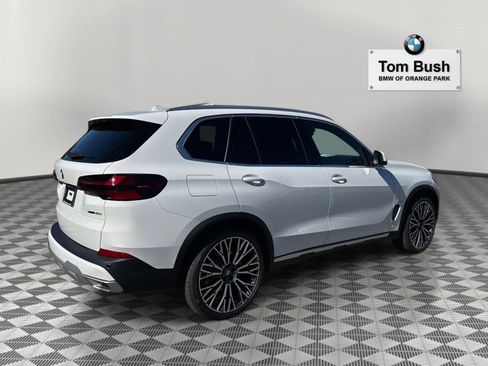 New 2026 BMW X5 sDrive40i w/ Climate Comfort Package image 5