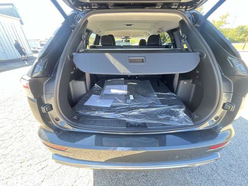 New 2025 Mitsubishi Outlander SE image 23