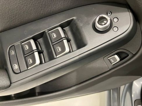 Used 2015 Audi A4 2.0T Premium Plus w/ Technology Package image 17