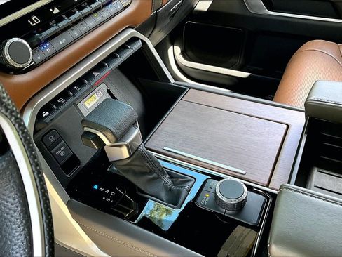 Used 2022 Toyota Tundra 1794 Edition image 15