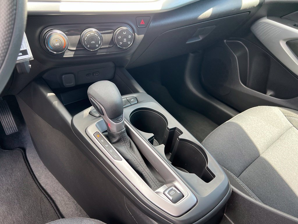 Certified 2026 Chevrolet Trax LS FWD image 39