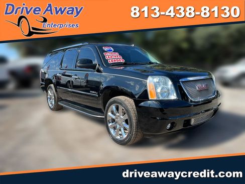 Used 2014 GMC Yukon XL Denali image 1