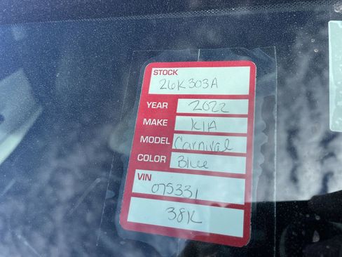 Certified 2022 Kia Carnival SX Prestige image 10