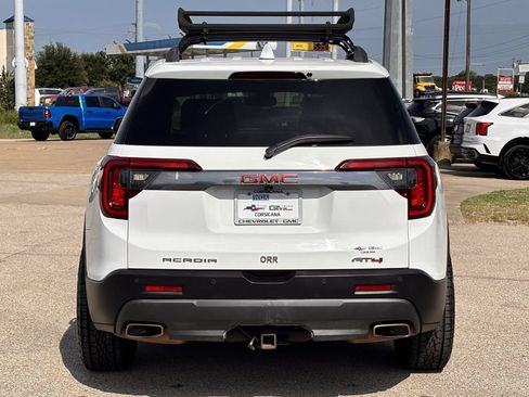Used 2022 GMC Acadia AT4 w/ Technology Package AWD/4WD image 8