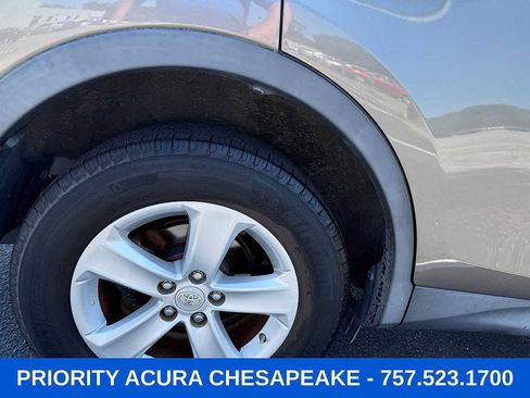 Used 2014 Toyota RAV4 XLE AWD/4WD image 5