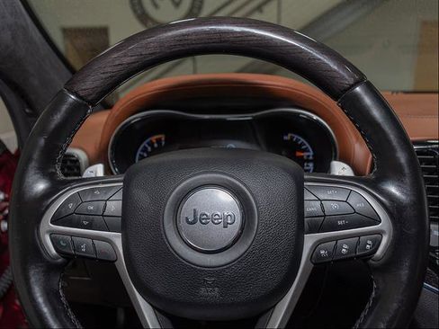 Used 2020 Jeep Grand Cherokee Summit AWD/4WD image 13