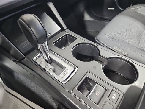 Used 2017 Subaru Legacy 2.5i Limited image 24