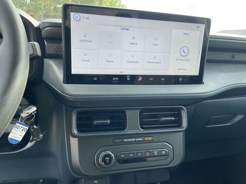 New 2025 Ford Maverick XL image 8