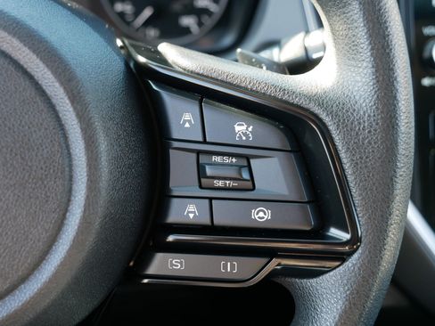 Used 2024 Subaru Crosstrek 2.0i Premium image 30