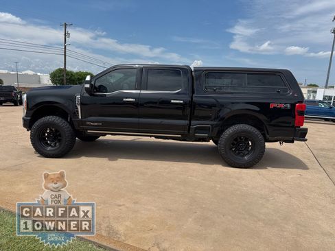 Used 2023 Ford F250 Platinum w/ FX4 Off-Road Package AWD/4WD image 4