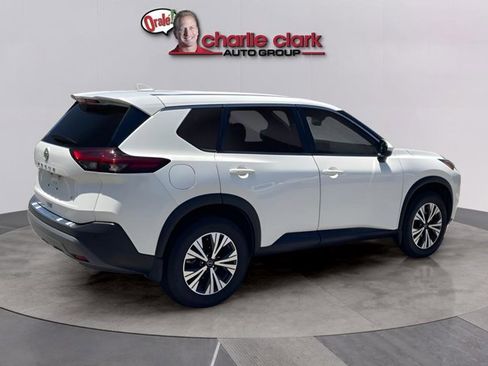 Certified 2023 Nissan Rogue SV FWD image 6