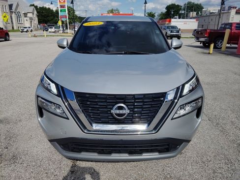 Used 2023 Nissan Rogue SV AWD/4WD image 2