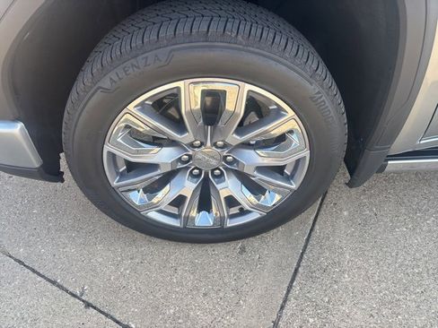 Certified 2025 GMC Sierra 1500 Denali image 7