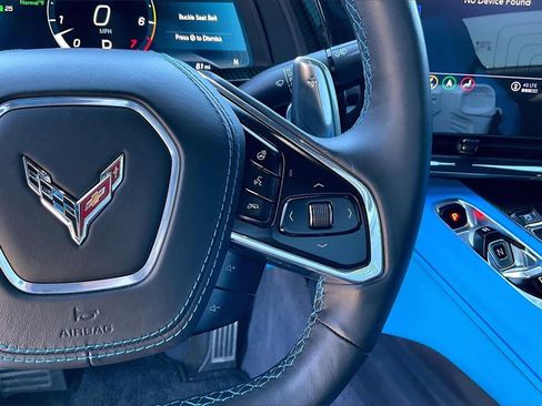 Used 2023 Chevrolet Corvette Stingray Premium Conv w/ Stealth Interior Trim Package image 9