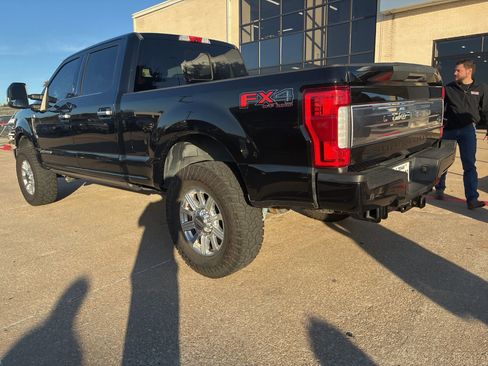 Used 2018 Ford F250 Limited w/ FX4 Off-Road Package image 6