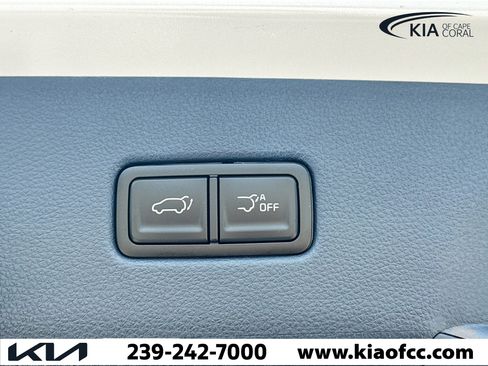 New 2026 Kia Carnival SX image 13