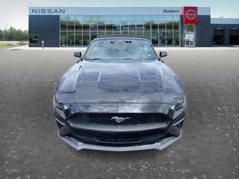 Used 2021 Ford Mustang Premium RWD image 3