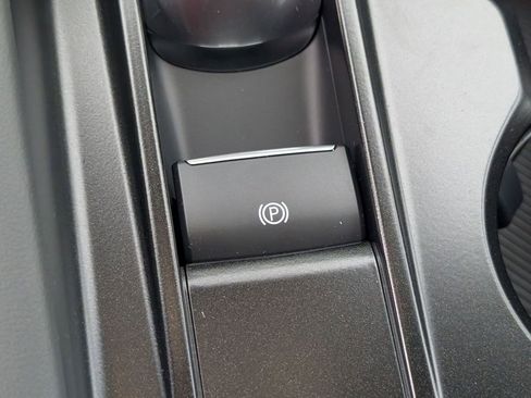 New 2026 Ford Explorer Active w/ Active Comfort Package image 37