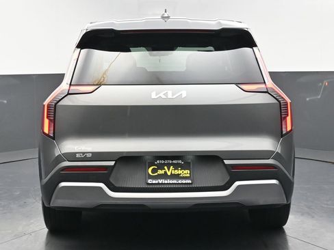 Used 2024 Kia EV9 Light Long Range image 4