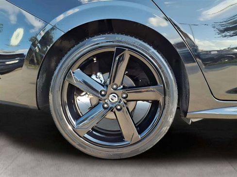 Used 2023 Nissan Sentra SR w/ Midnight Edition Package image 19