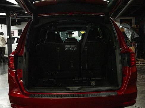 Used 2024 Honda Odyssey Sport image 7