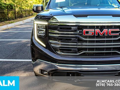Used 2026 GMC Sierra 1500 SLT AWD/4WD image 10