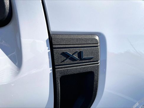 Used 2024 Ford Maverick XL image 27