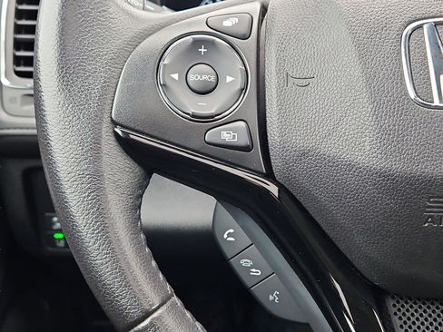 Certified 2019 Honda HR-V Touring image 16