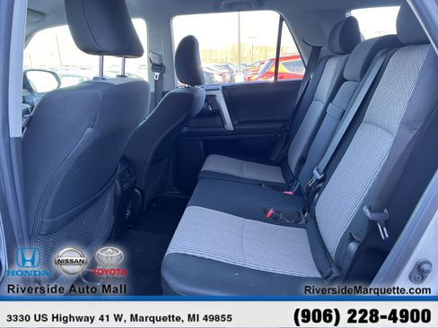 Used 2024 Toyota 4Runner SR5 AWD/4WD image 25