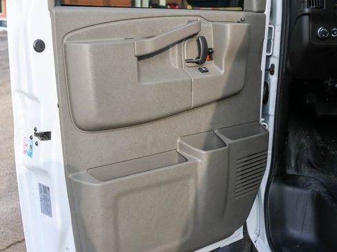 Used 2024 Chevrolet Express 2500 w/ Driver Convenience Package image 11