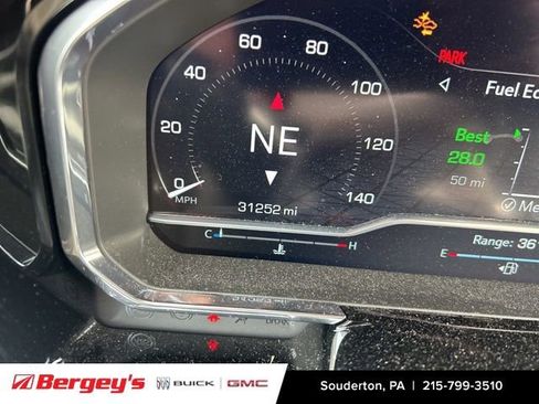 Certified 2022 GMC Sierra 1500 SLT w/ SLT Premium Plus Package image 5