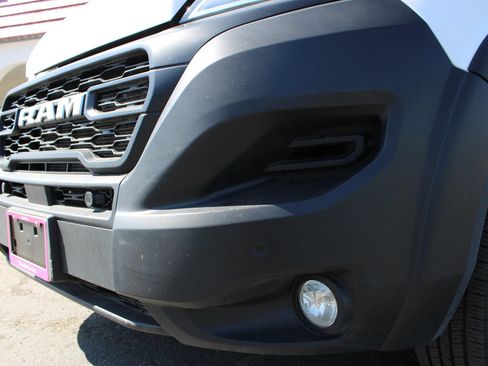 Used 2024 RAM ProMaster 2500 w/ Safety Group FWD image 4