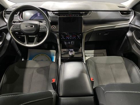 Used 2023 Jeep Grand Cherokee L Laredo AWD/4WD image 18