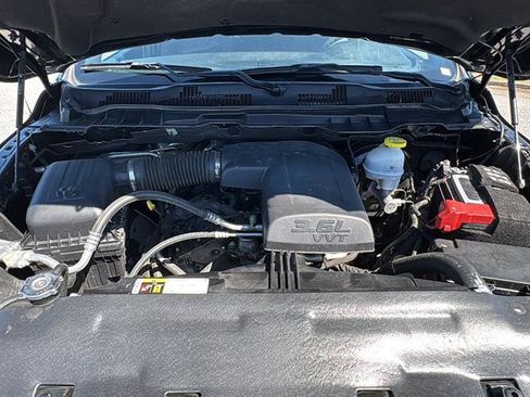 Used 2024 RAM 1500 Classic Warlock AWD/4WD image 28