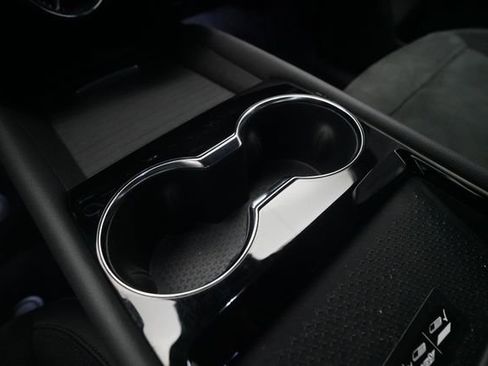 Used 2024 Chevrolet Blazer EV RS image 17