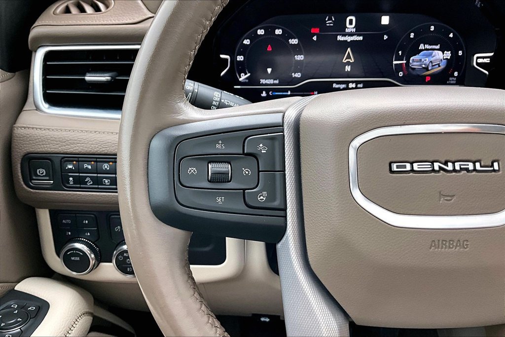 Used 2023 GMC Yukon Denali AWD/4WD image 16
