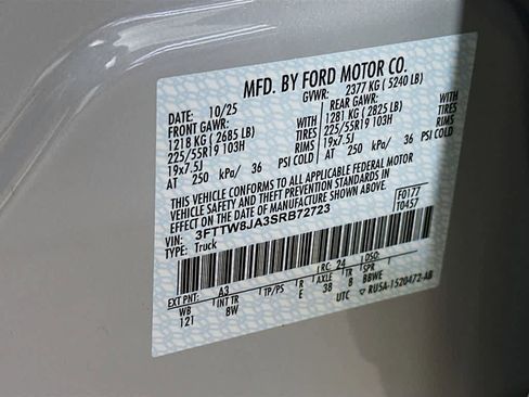 New 2025 Ford Maverick XLT w/ XLT Luxury Package image 21