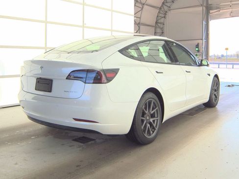 Used 2021 Tesla Model 3 Long Range AWD/4WD image 4