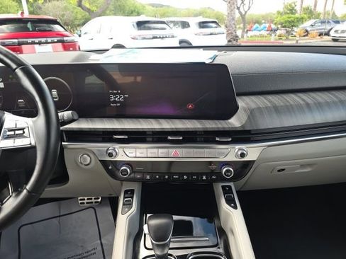 Used 2023 Kia Telluride SX Prestige AWD/4WD image 26