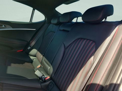 Used 2026 Genesis G70 3.3T Sport Prestige image 35