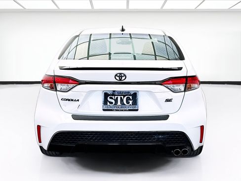 Used 2021 Toyota Corolla SE w/ Carpet Mat Package (TMS) FWD image 5