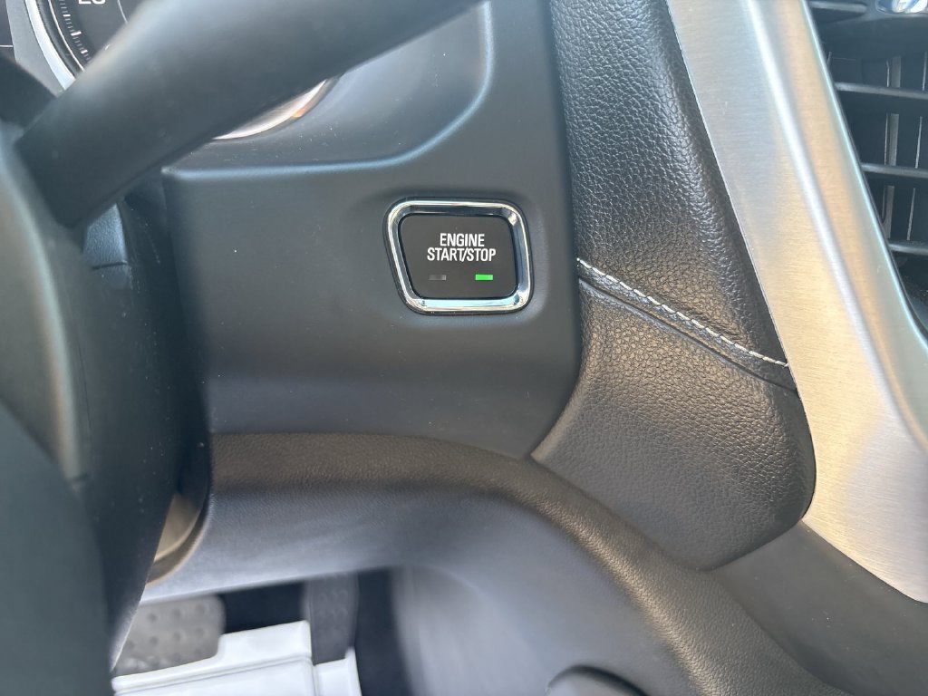 Used 2021 GMC Acadia SLE w/ Driver Convenience Package FWD image 22