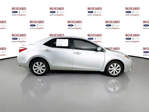 Used 2014 Toyota Corolla LE image 9
